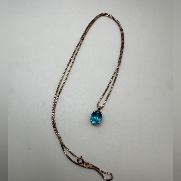 22" 14k YG box chain andā9x11mm oval cut Blue Topaz 14kt YG pendant necklace! - Picture 10 of 14